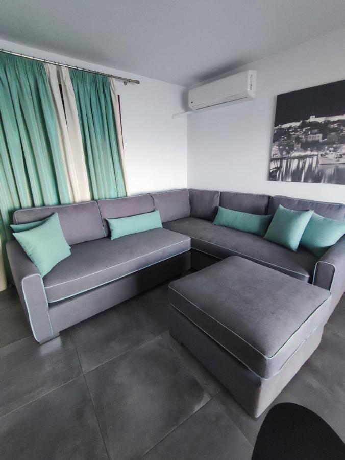 Apartment Old Town Luxury